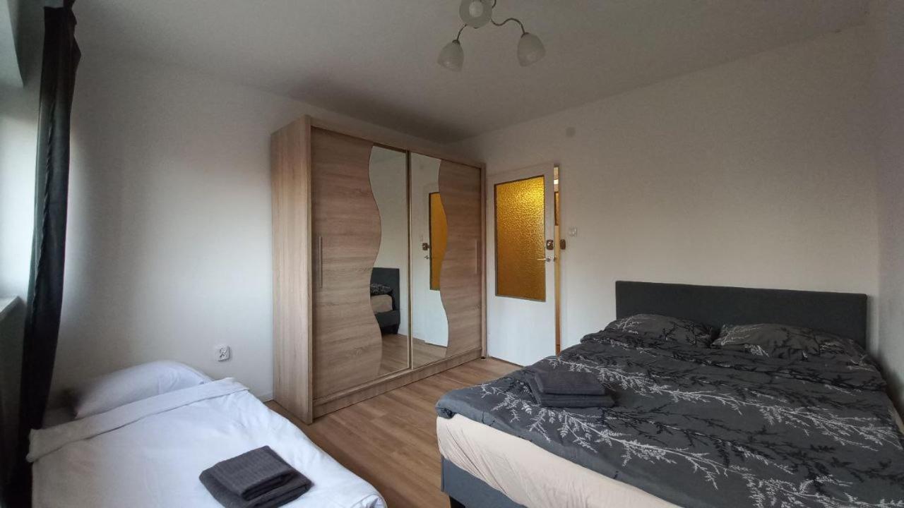 Apartrooms Wielunska Warsaw Exterior photo